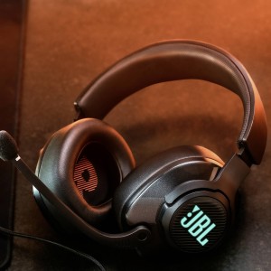 هدست گیمینگ با سیم جی بی ال مدل QUANTUM 400